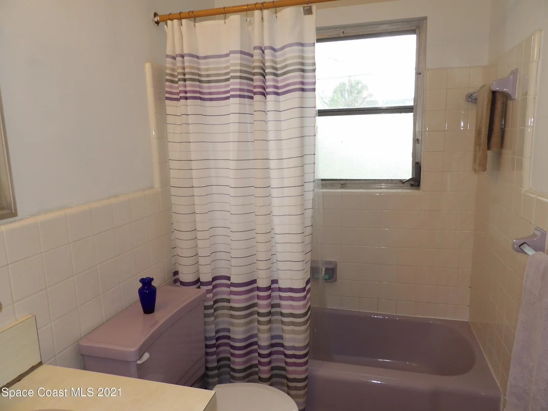 Photo of 797 Bianca Drive NE