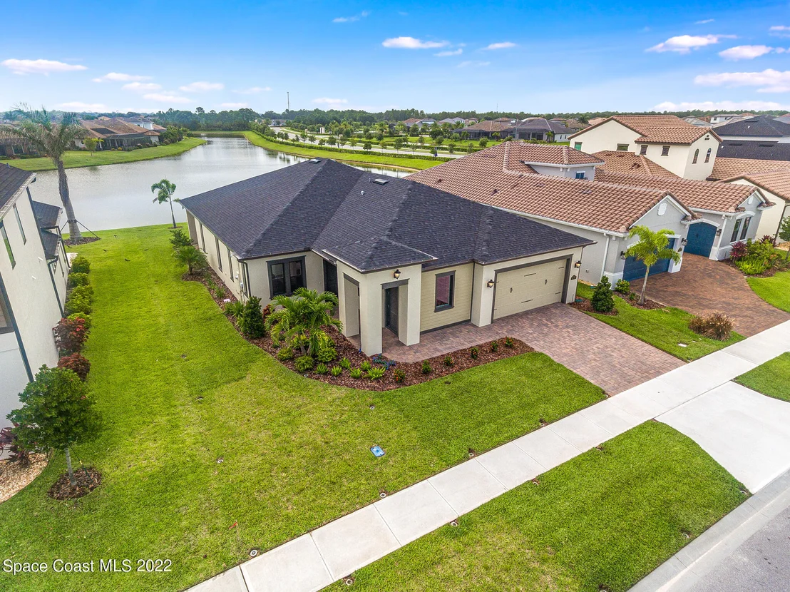 Photo of 8235 Lyside Drive