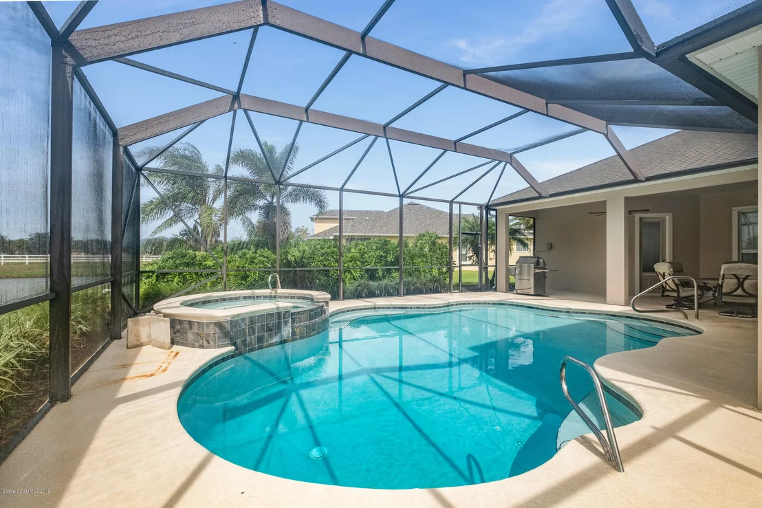 Photo of 5720 Rusack Drive
