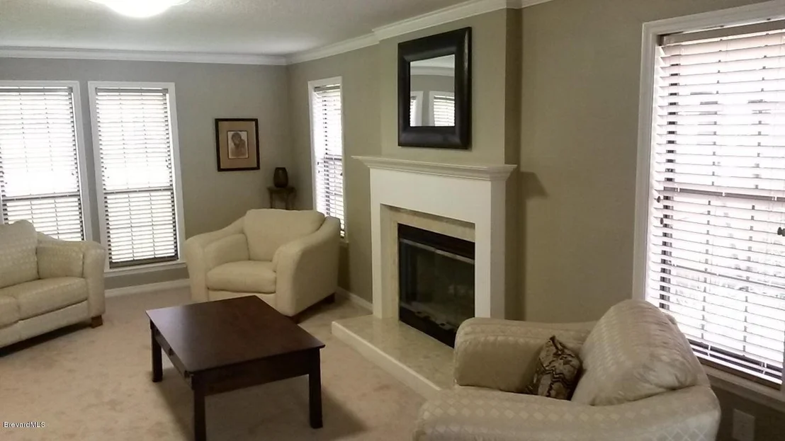 Photo of 991 Sunswept Road NE