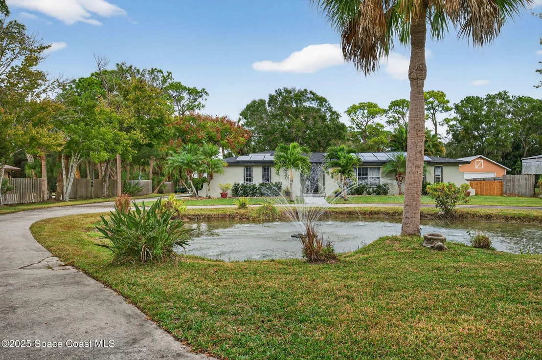 Photo of 4100 Lakemont Road
