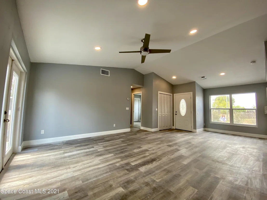 Photo of 3355 Kilbee Street