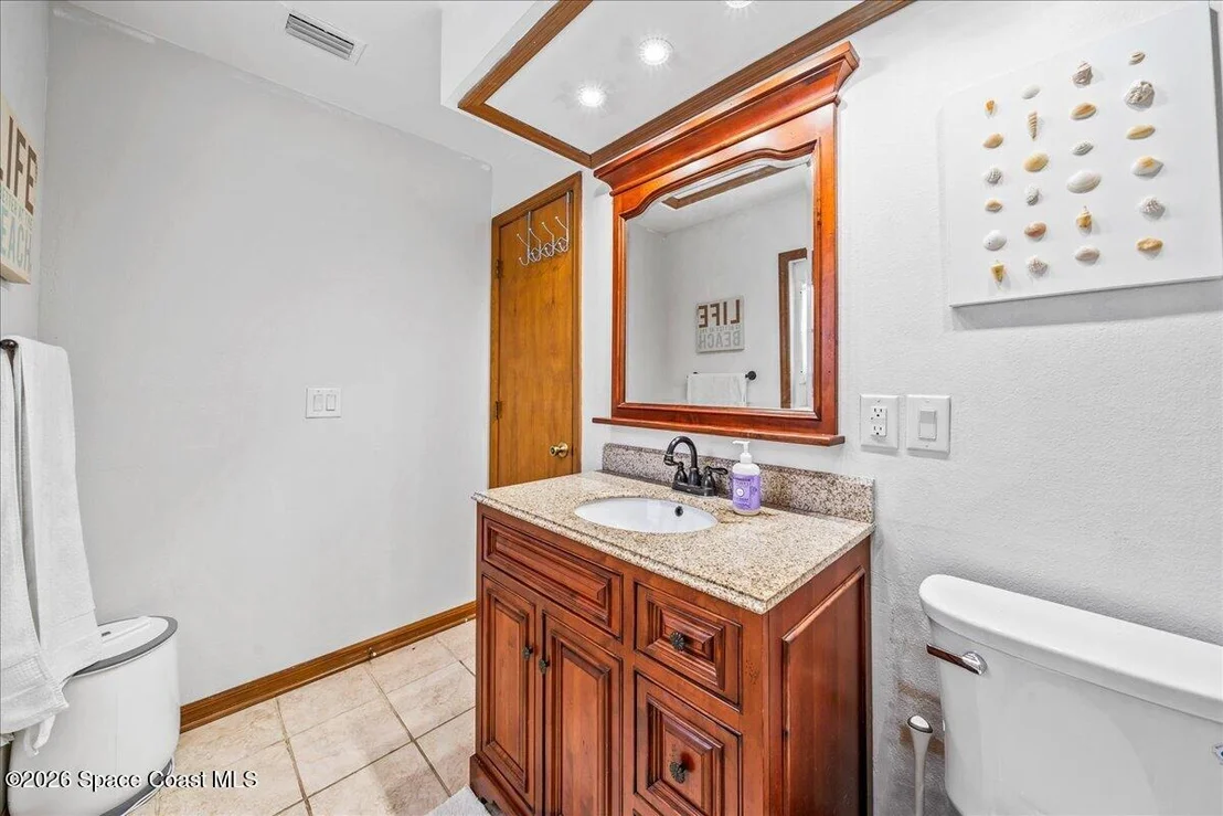Photo of 2794 Nobility Avenue