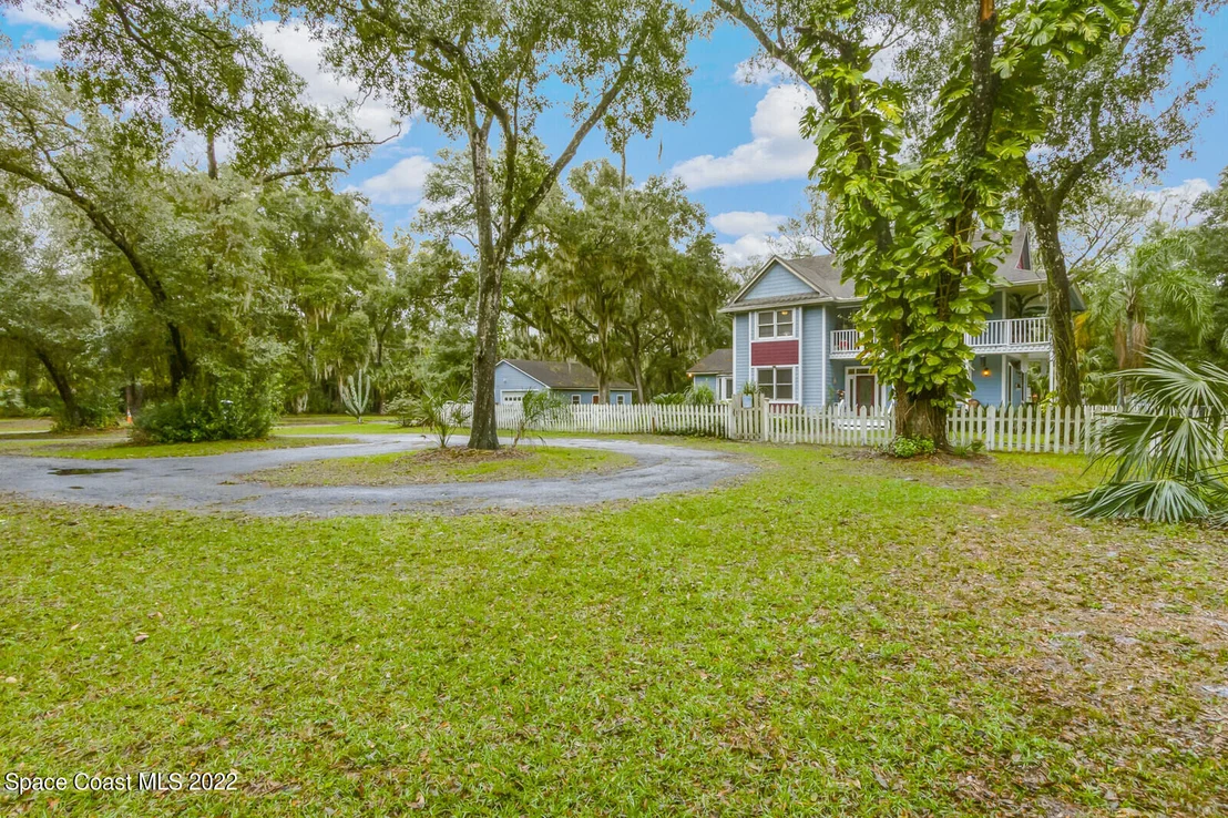 Photo of 2179 Turpentine Road