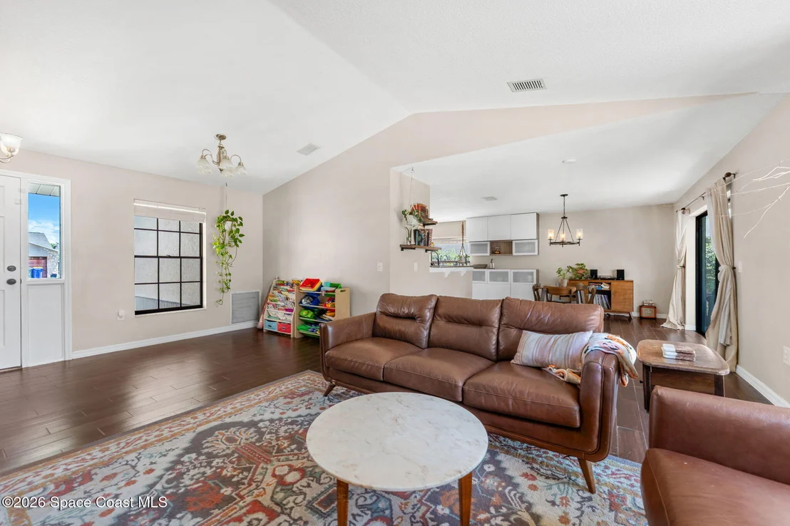Photo of 917 Yorktowne Drive