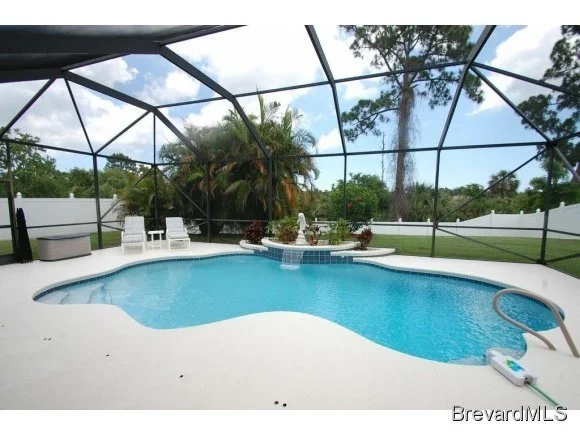 Photo of 3890 Waterford