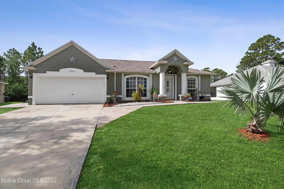 Photo of 816 Tedder Road SE