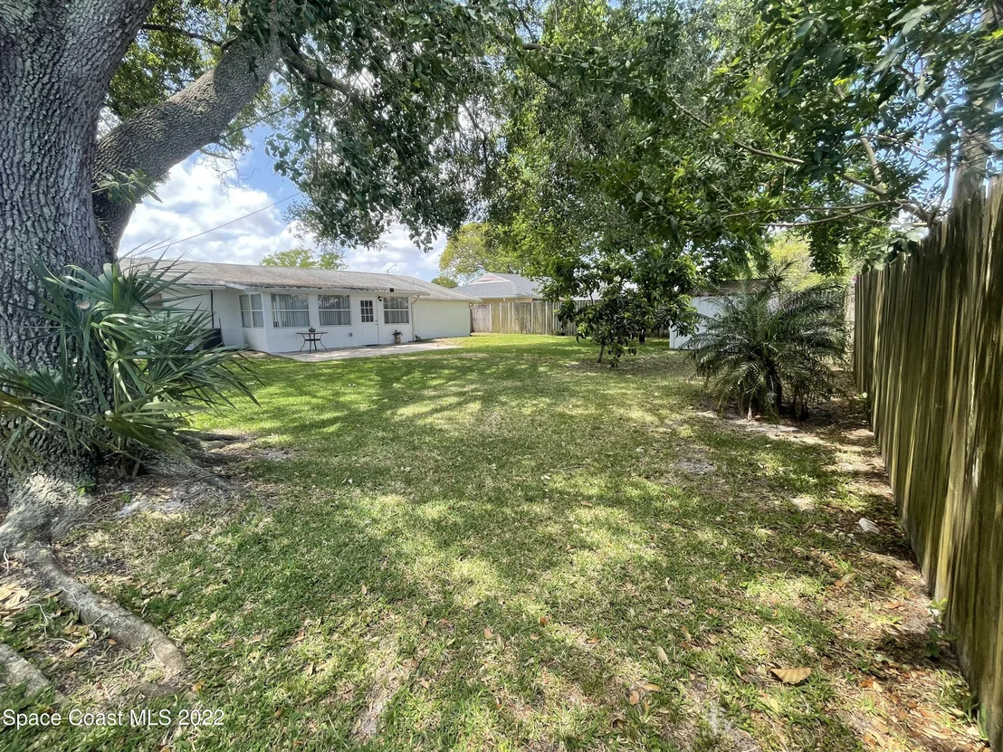 Photo of 900 Beaverdale Lane