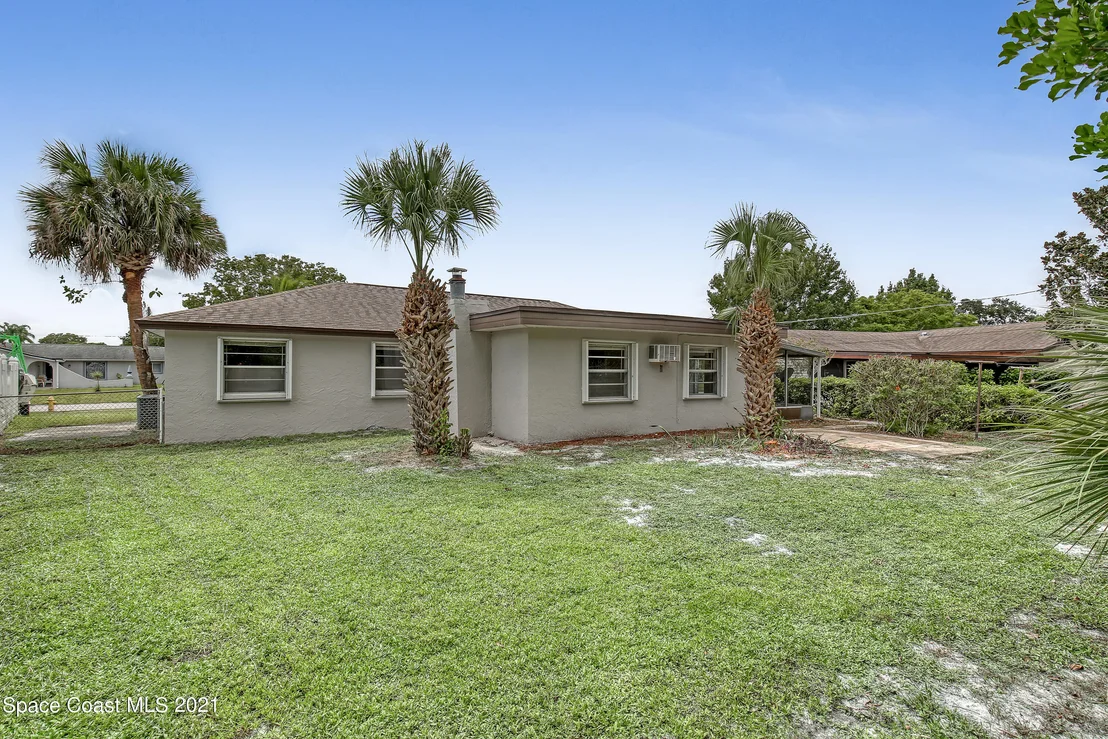Photo of 2762 Hereford Road