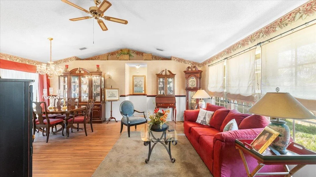 Photo of 5565 Brandon Street