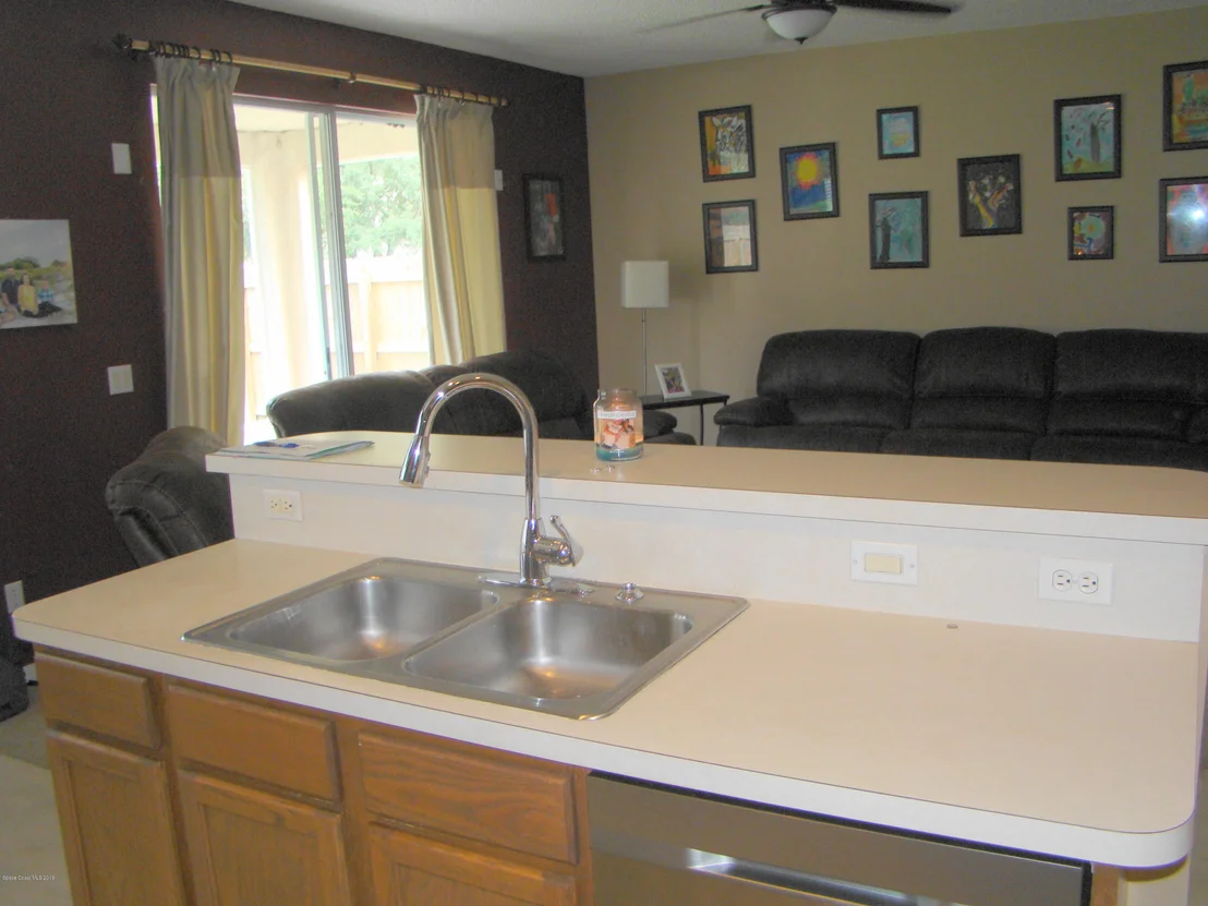 Photo of 634 Sedgewood Circle