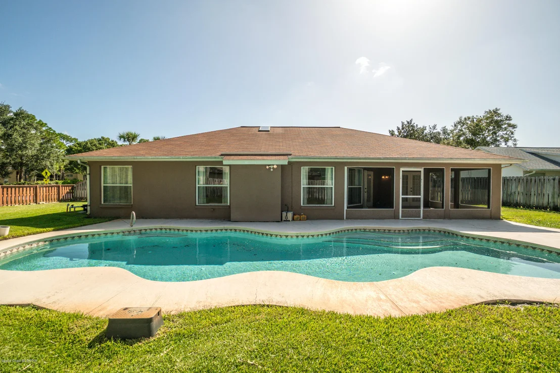 Photo of 800 Crossbow Drive