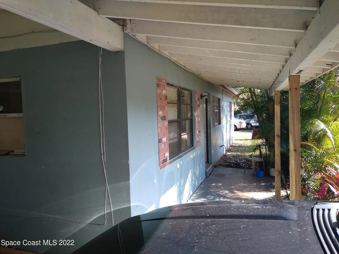 Photo of 344 Bay Avenue