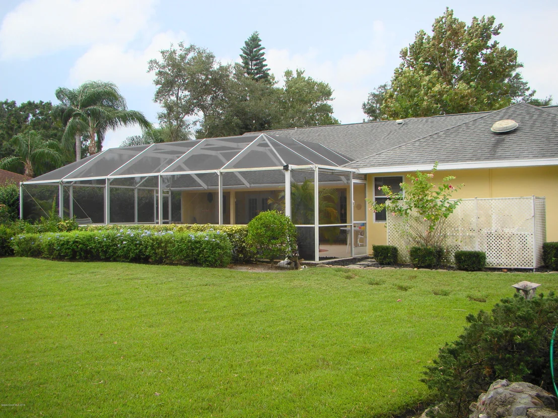 Photo of 4485 Canard Road