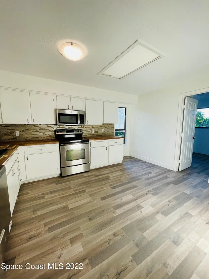 Photo of 159 Woodside Drive