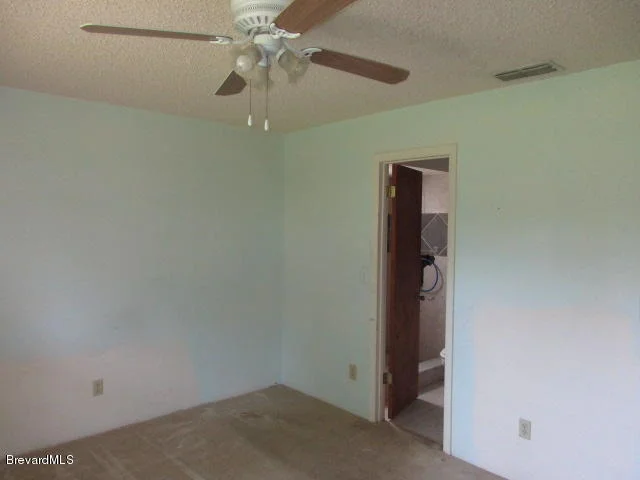 Photo of 102 Haven Drive E