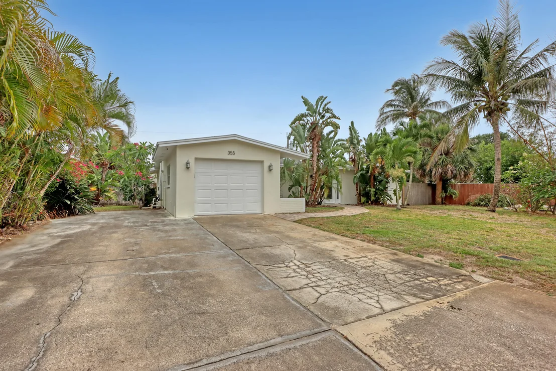 Photo of 355 Brewster Road
