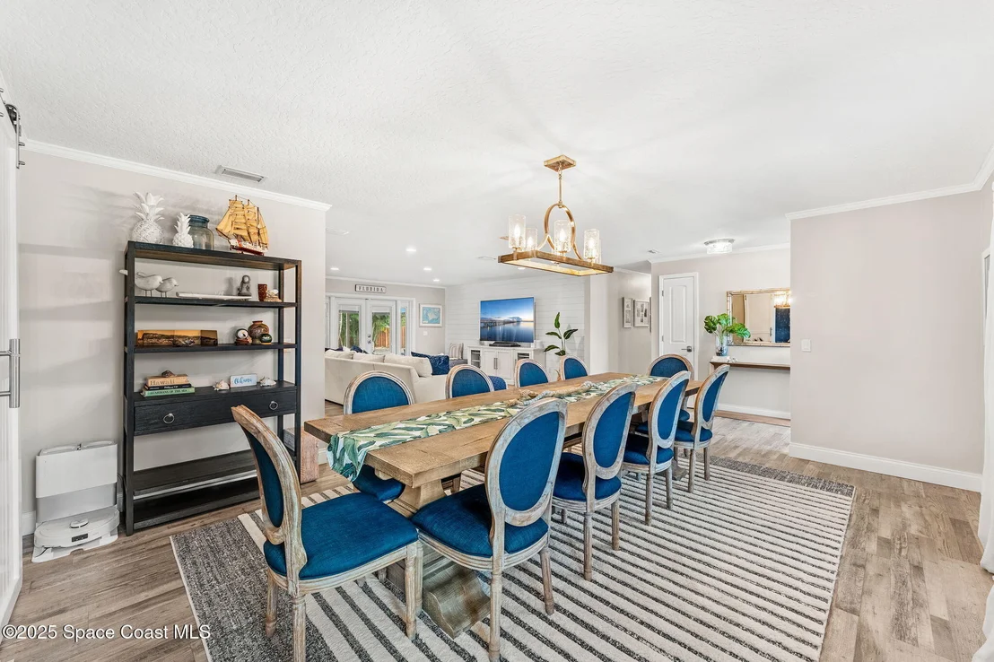 Photo of 565 Solitaire Palm Drive