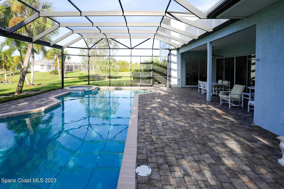 Photo of 923 Derby Lane