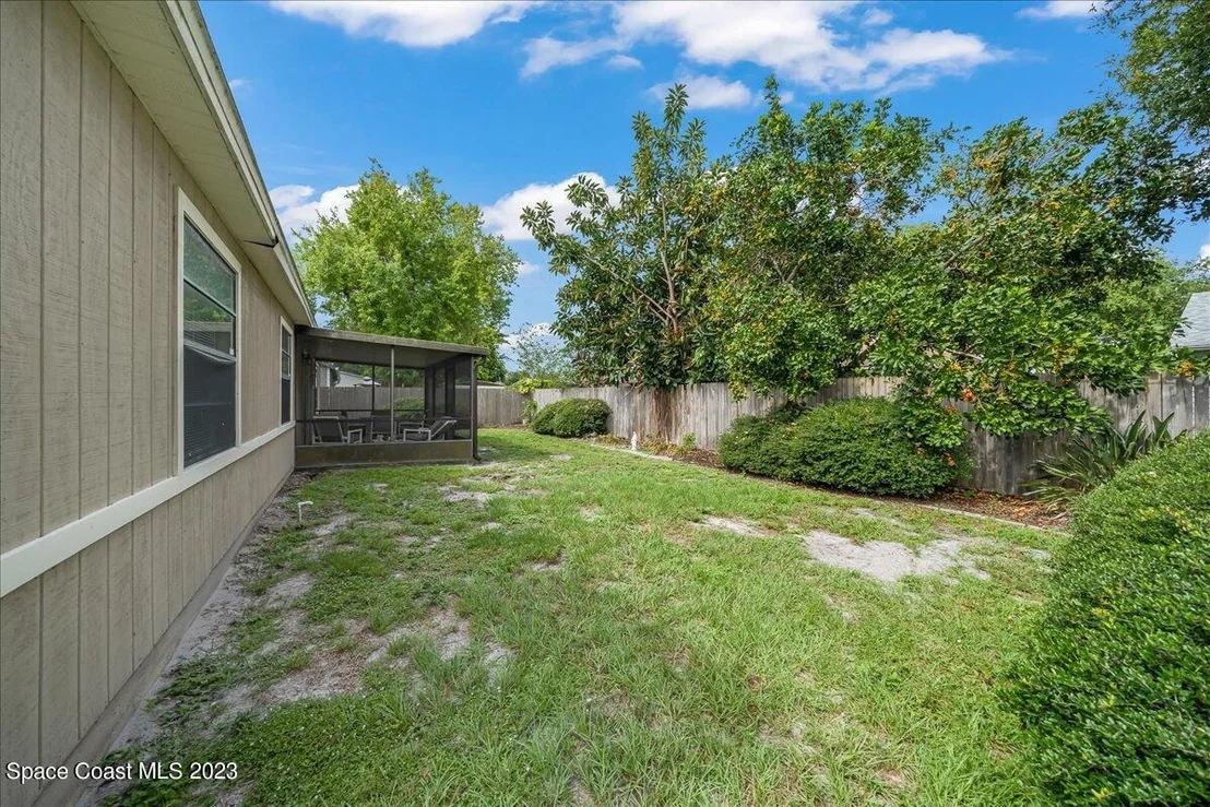 Photo of 809 Pine Valley Court