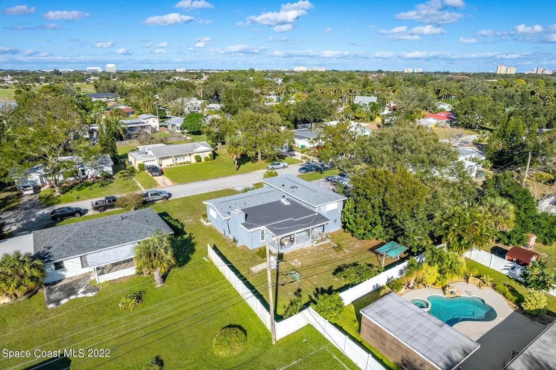 Photo of 405 Bunker Street