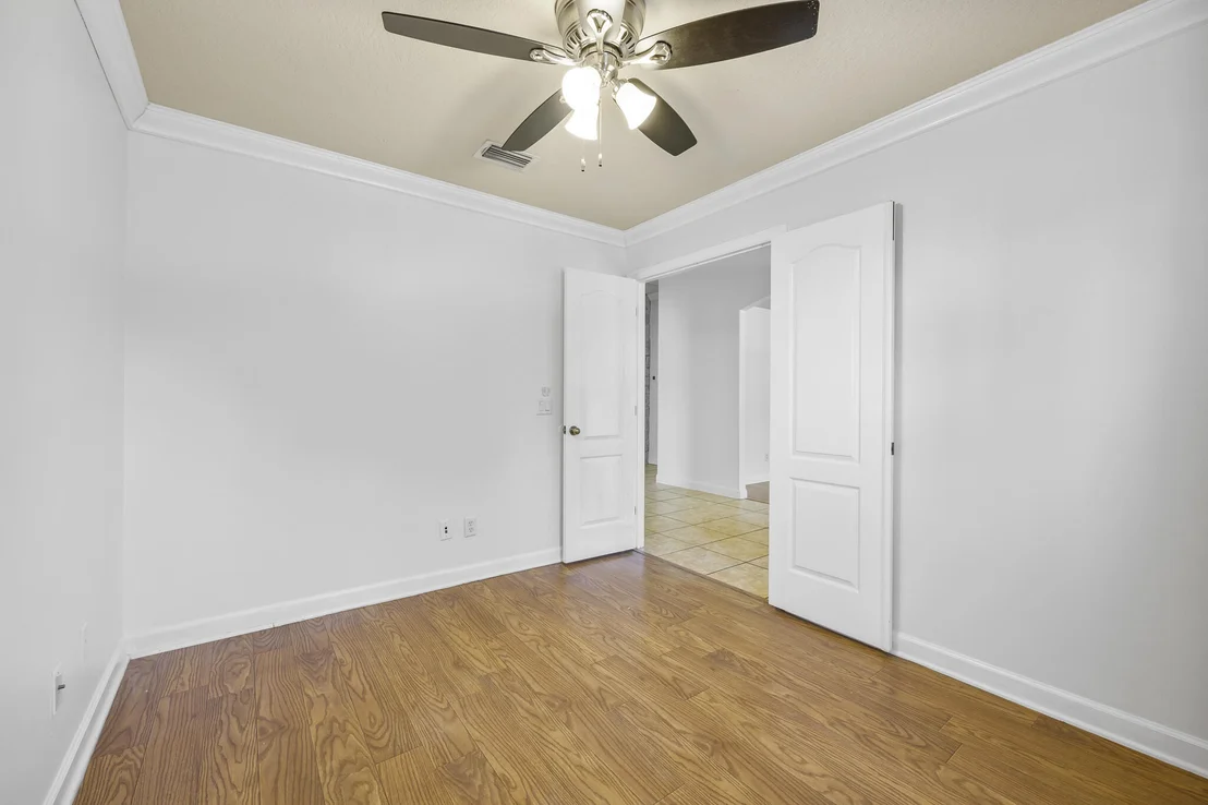 Photo of 5872 Goldrush Avenue