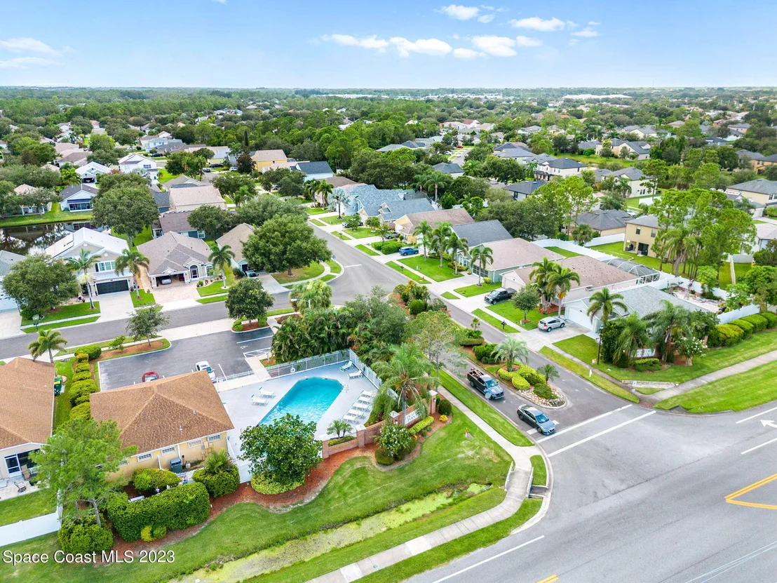 Photo of 2060 Stratford Pointe Drive