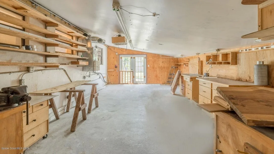 Photo of 2470 Coventry Road