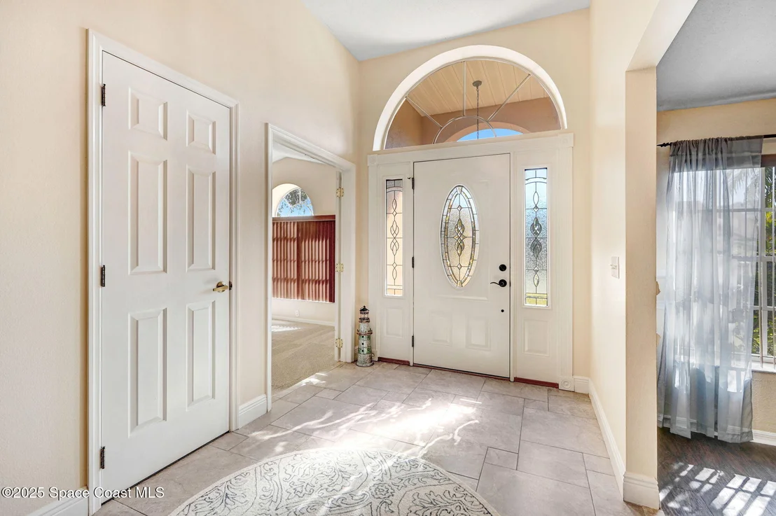 Photo of 2664 Lowell Circle