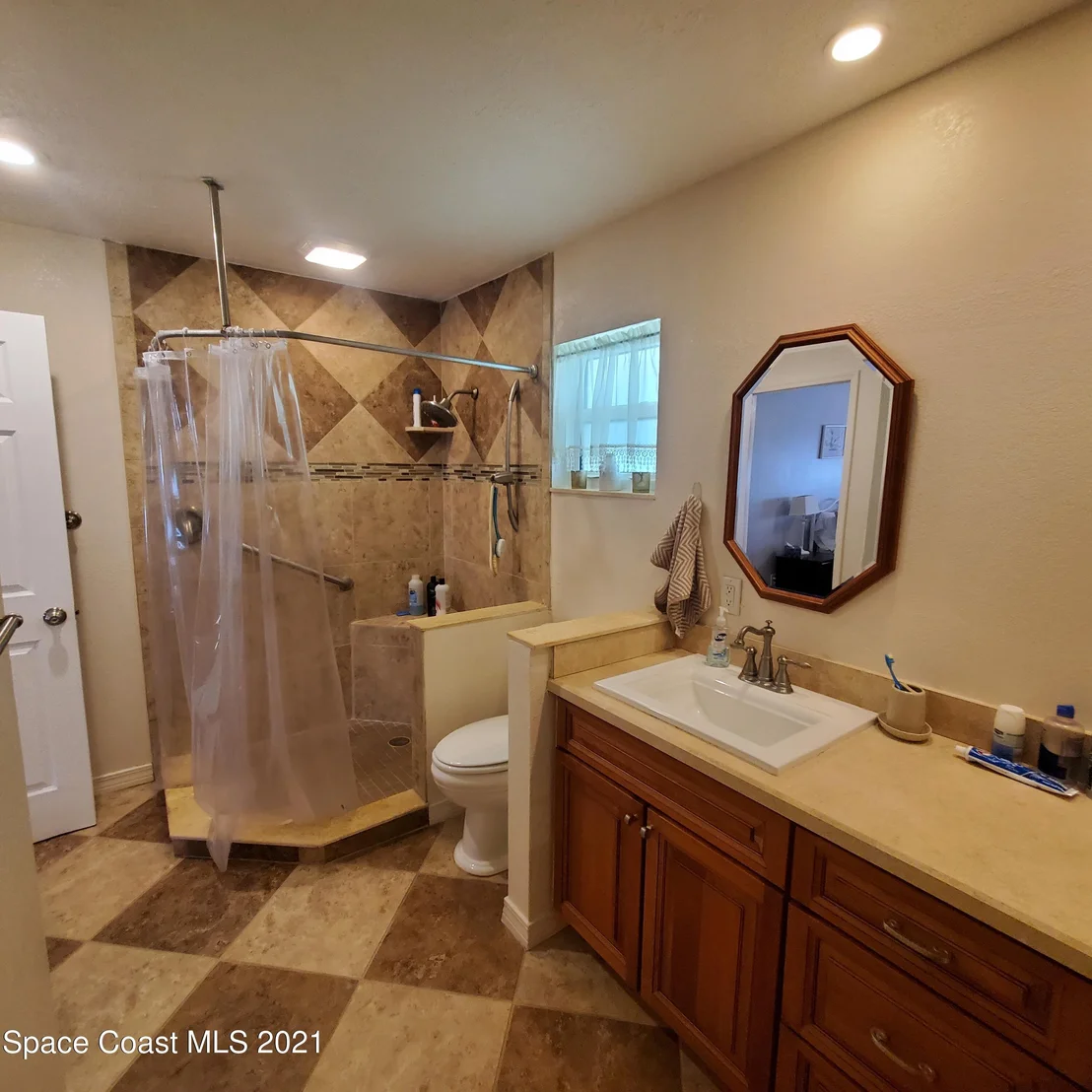 Photo of 954 Brett Circle