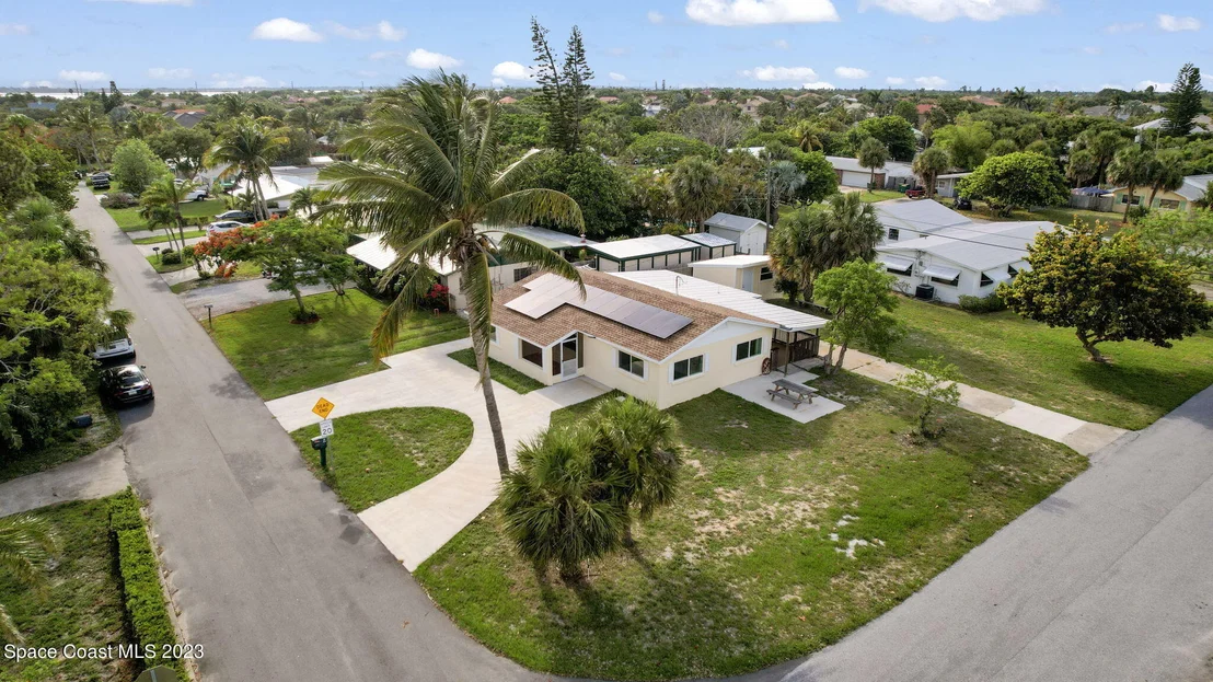 Photo of 2110 Palm Avenue
