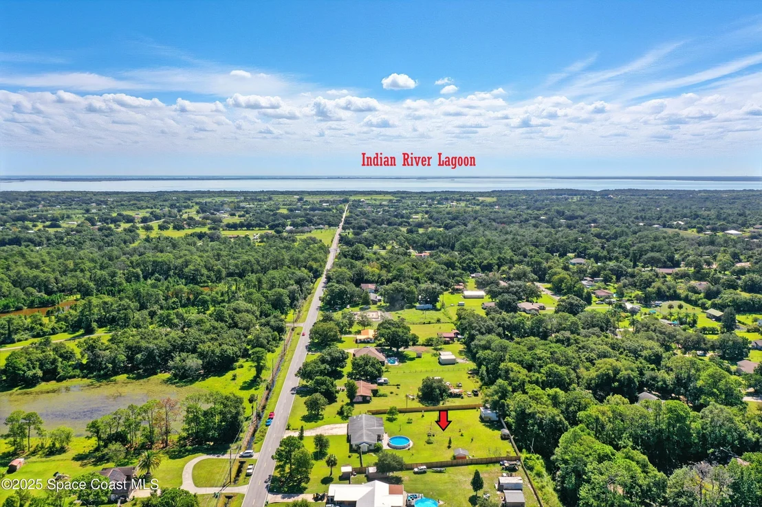 Photo of 3929 Burkholm Road