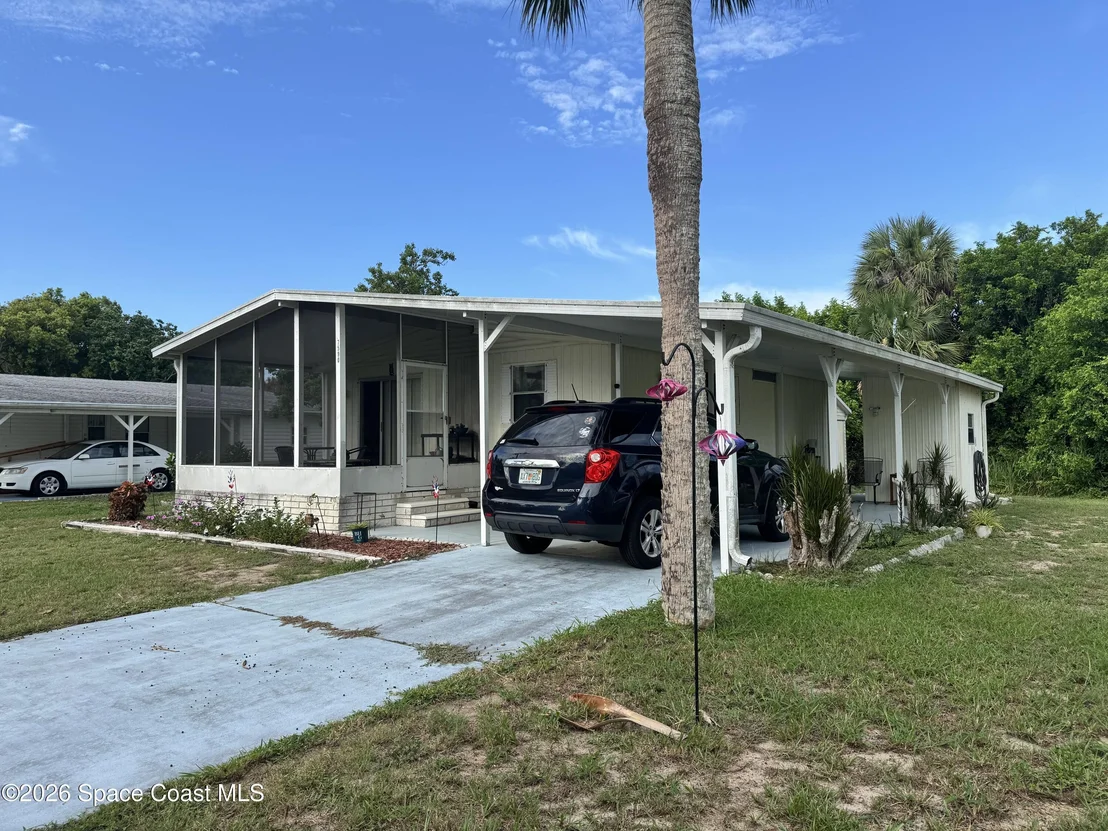 Photo of 7590 Blackhawk Road