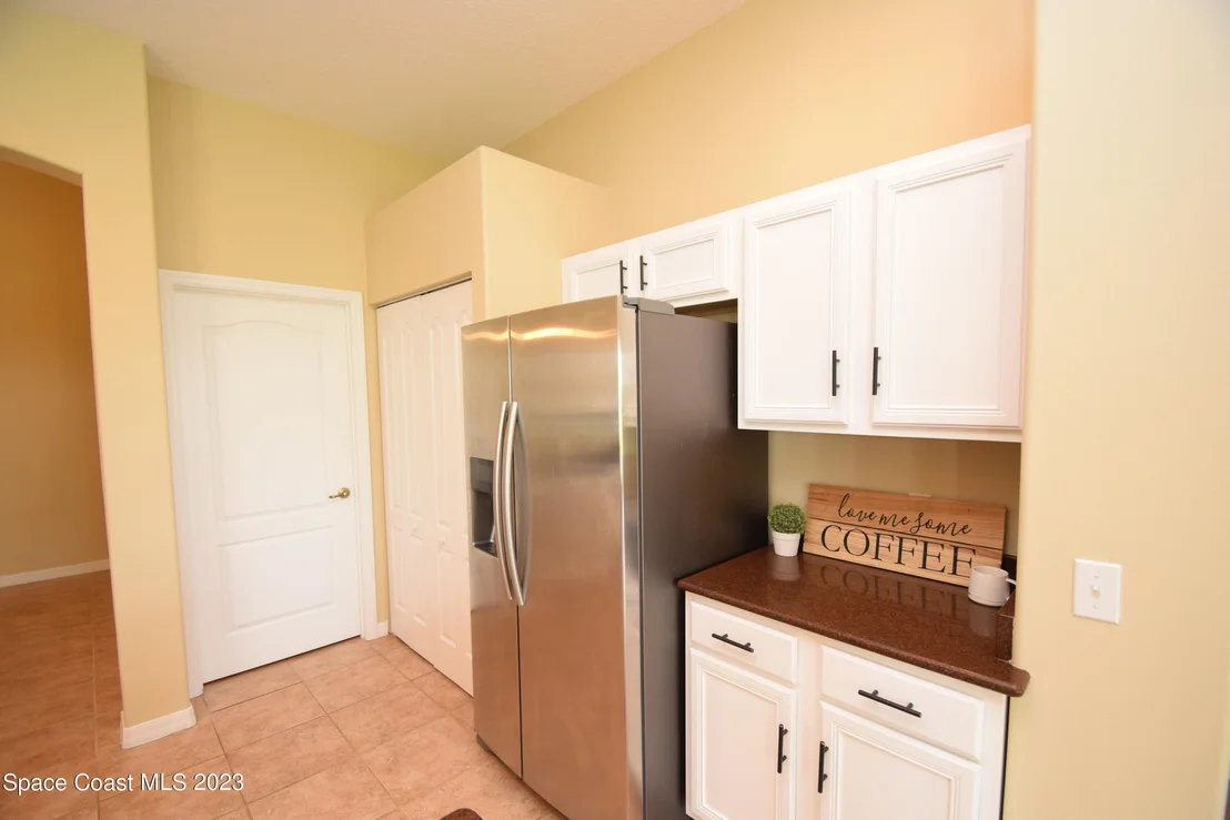 Photo of 2223 Woodfield Circle
