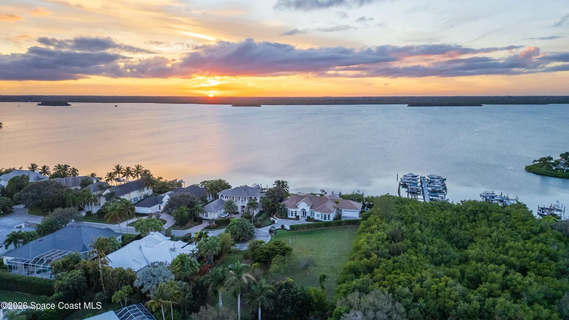 Photo of 112 Sandpointe Drive
