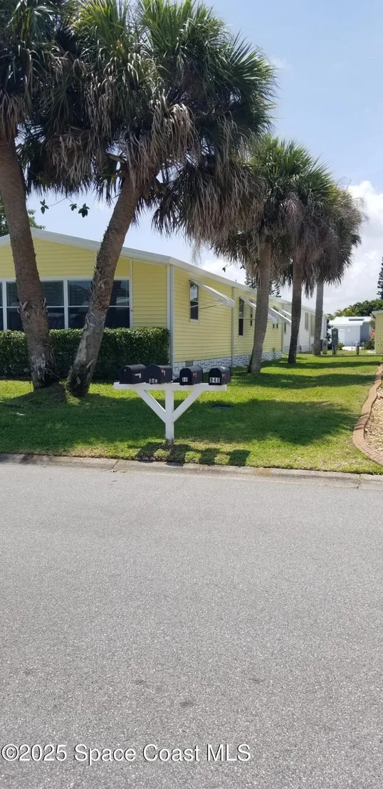 Photo of 843 Sapodilla Drive