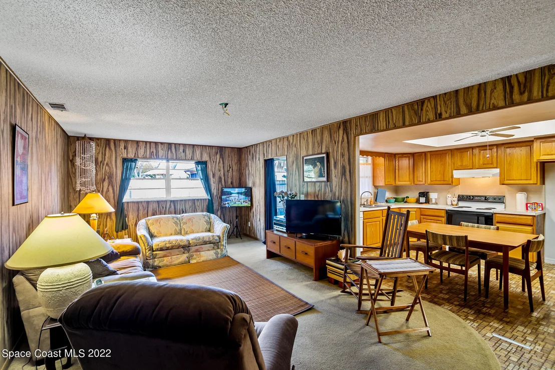 Photo of 470 Grant Avenue