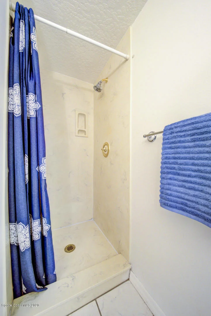 Photo of 4005 Alan Shepard Avenue