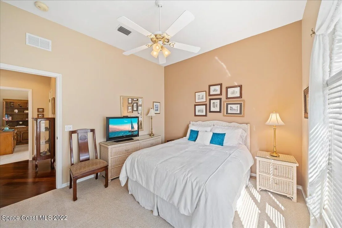 Photo of 937 Palm Brook Drive