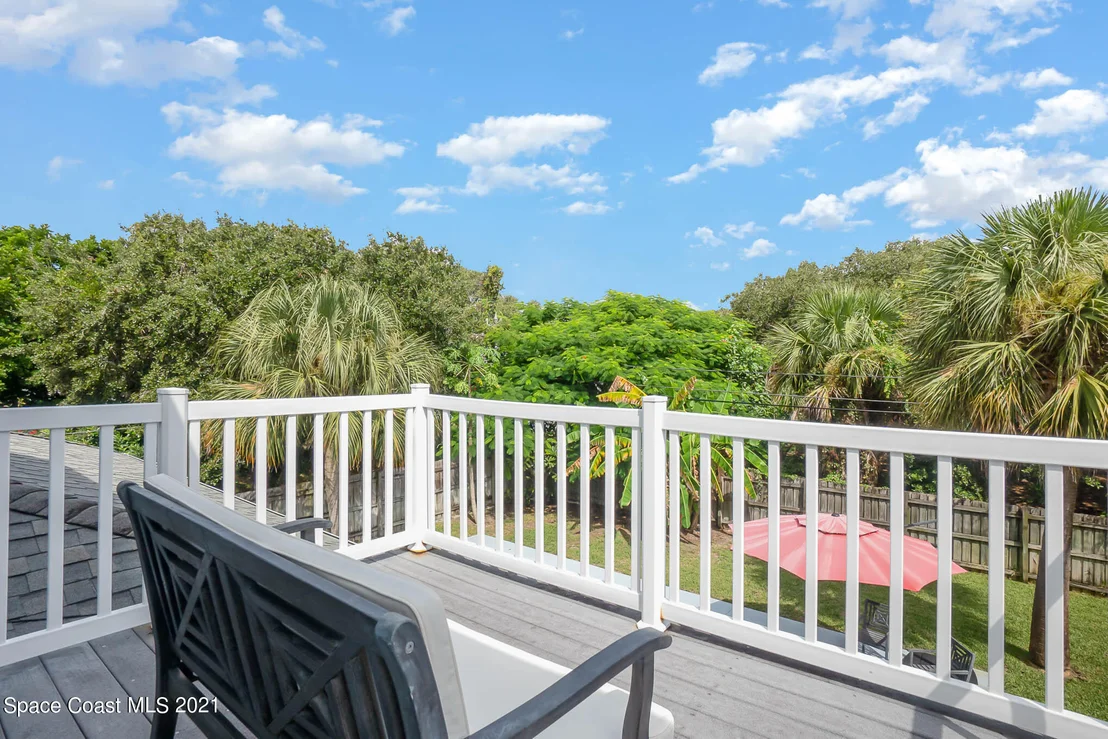 Photo of 250 Heron Drive