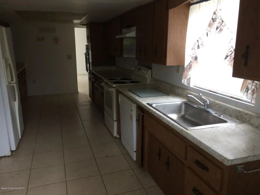 Photo of 1204 Seminole Drive