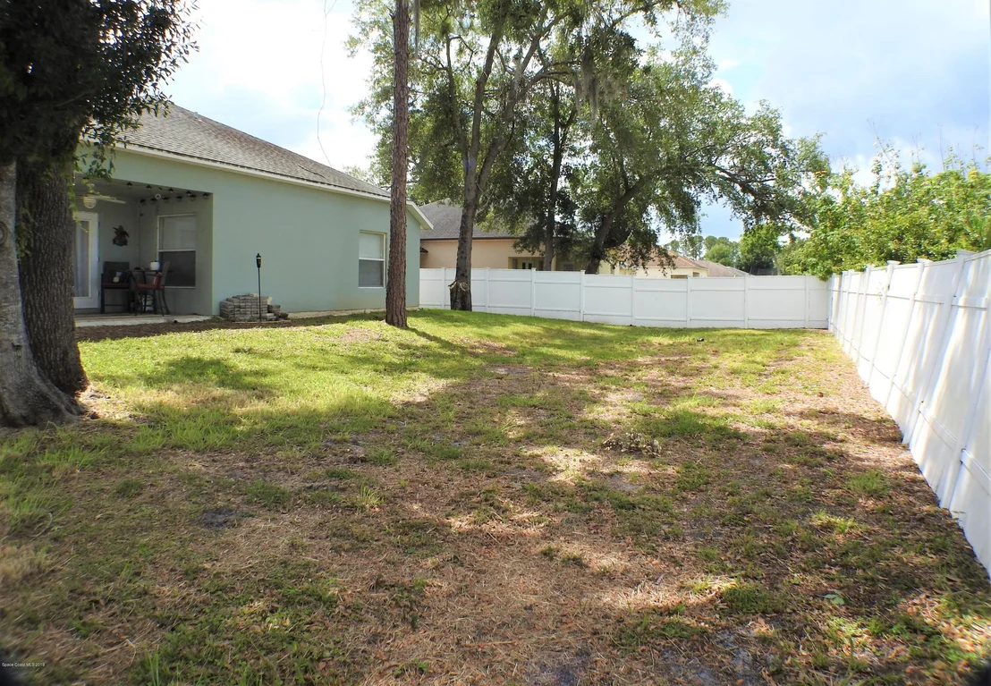 Photo of 3979 Rolling Hill Drive