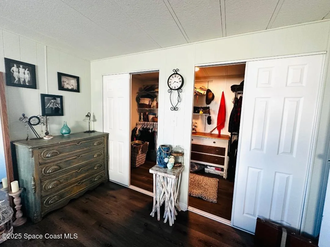 Photo of 708 Lark Drive
