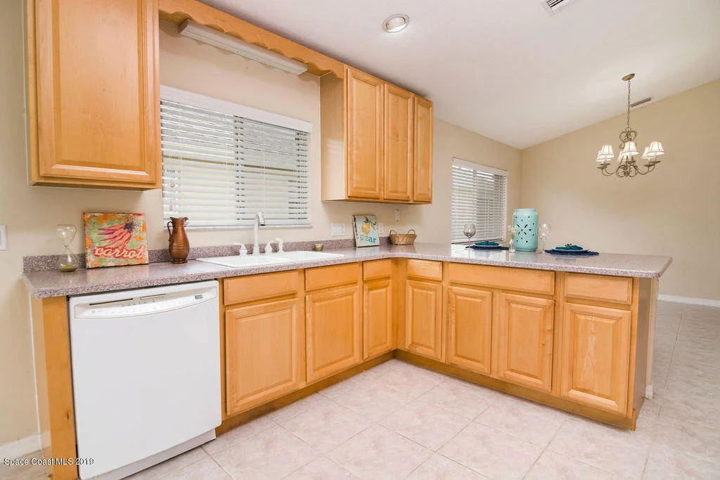Photo of 7128 Broderick Drive