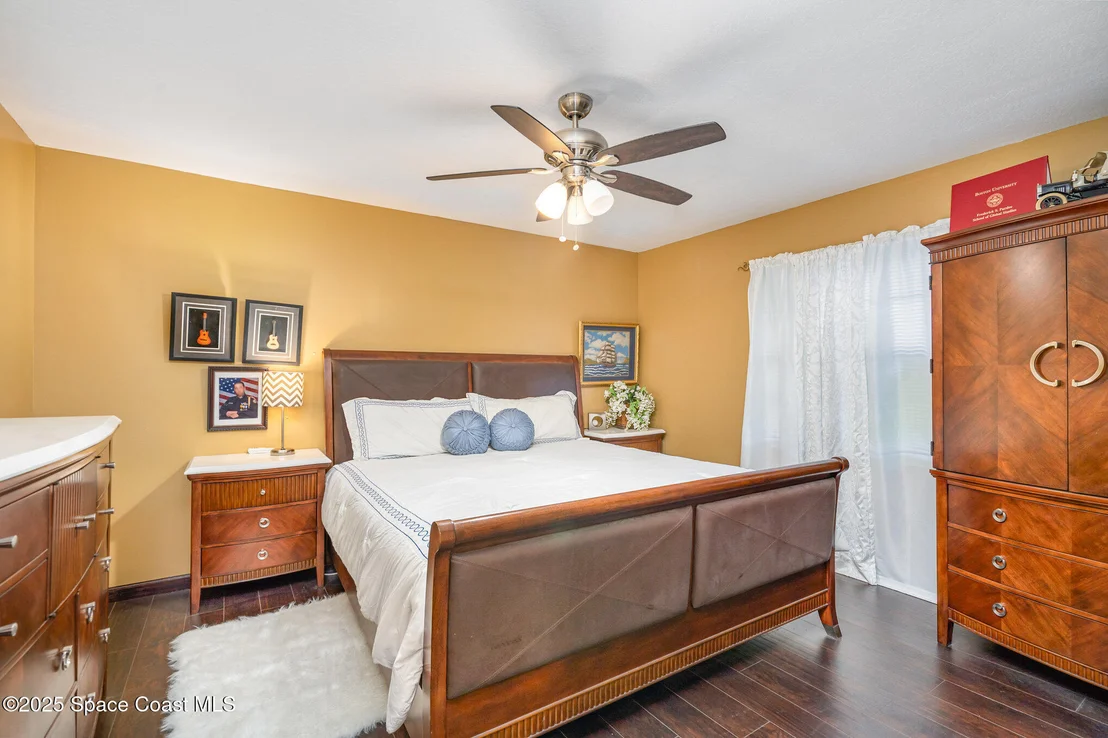 Photo of 562 Lake Ashley Circle
