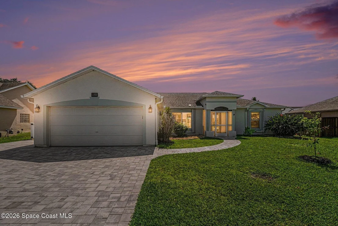Photo of 1102 Egret Lake Way