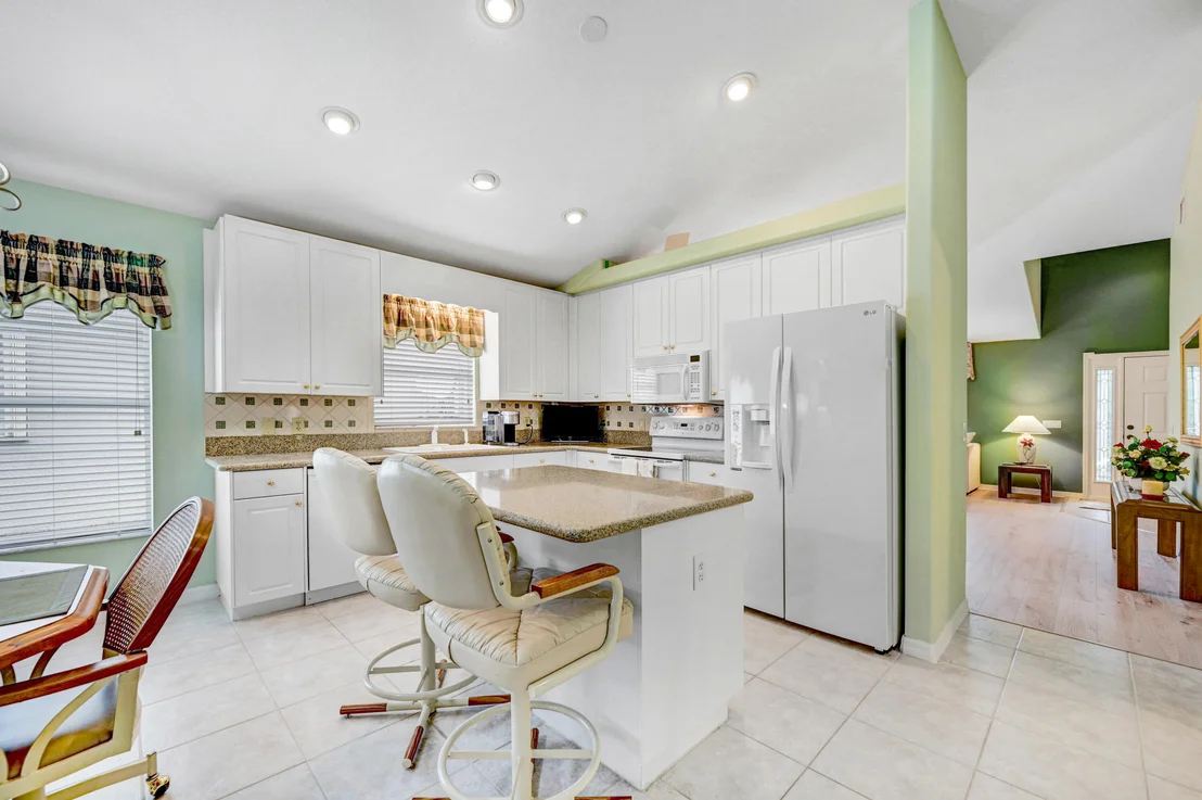 Photo of 7168 Broderick Drive