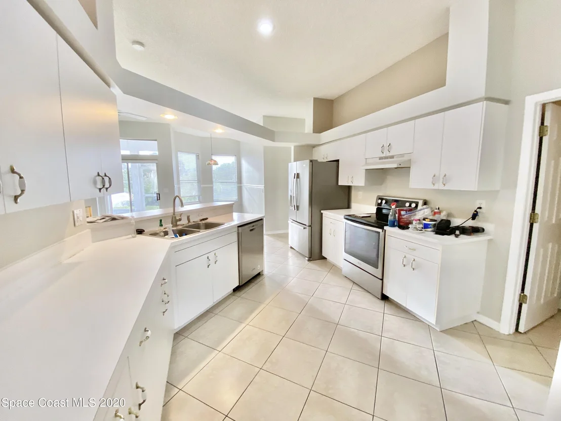 Photo of 8049 Bracken Lane