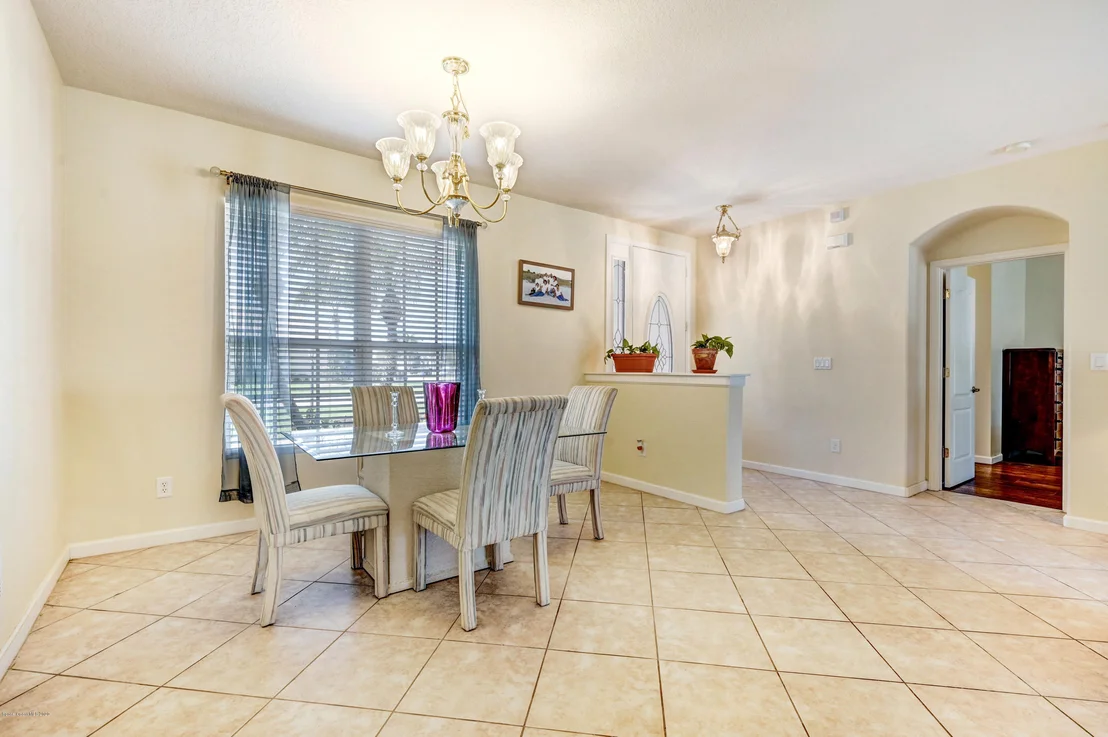 Photo of 464 Wynfield Circle