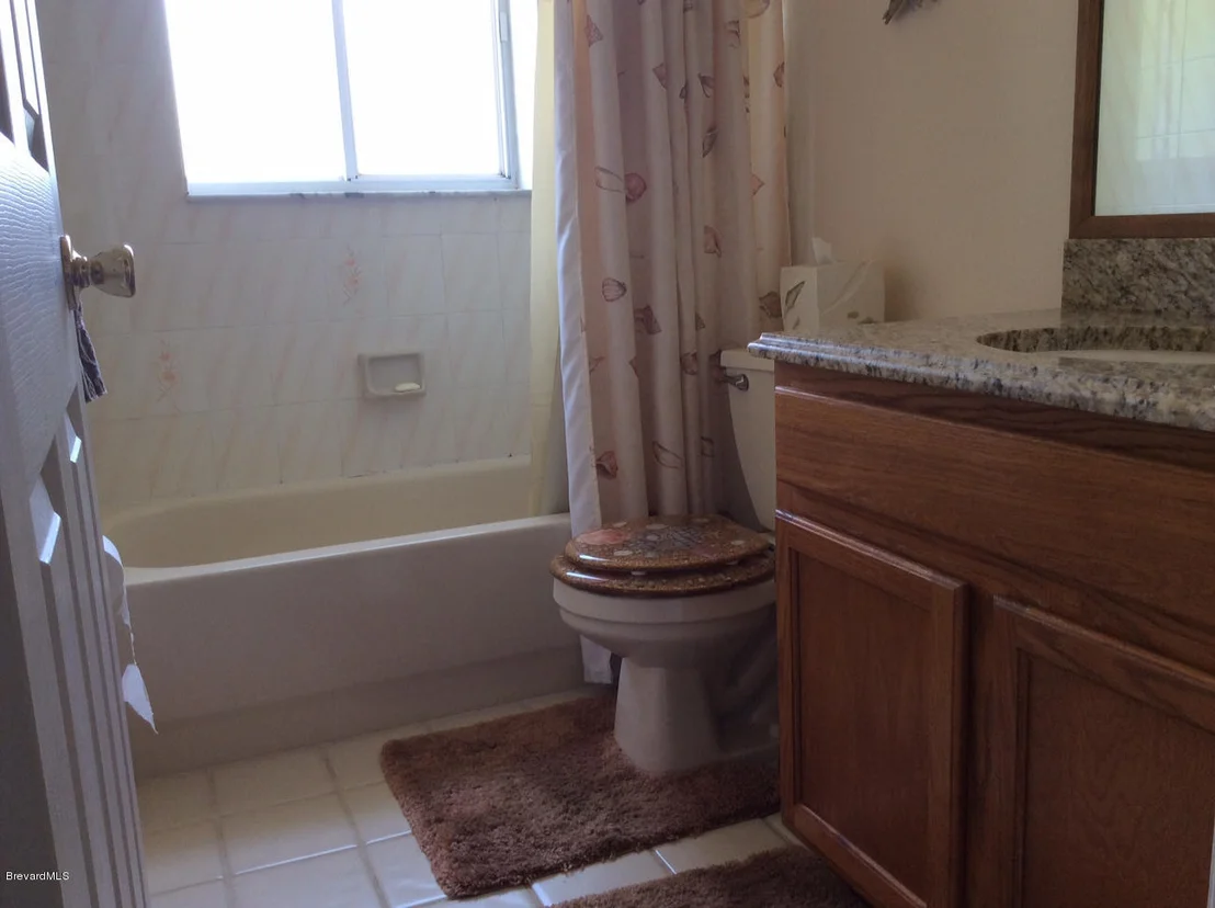 Photo of 6839 Ackerman Avenue